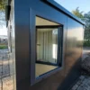 Container bureau anthracite 4x2m avec double porte et fenêtre